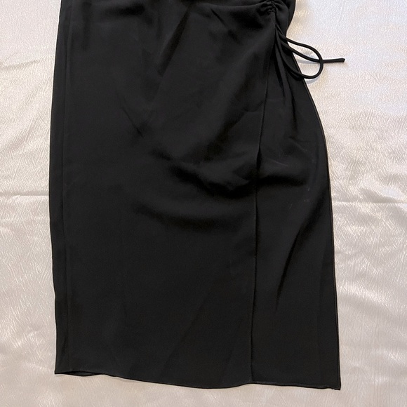 Black scrunched dress - Picture 2 of 6